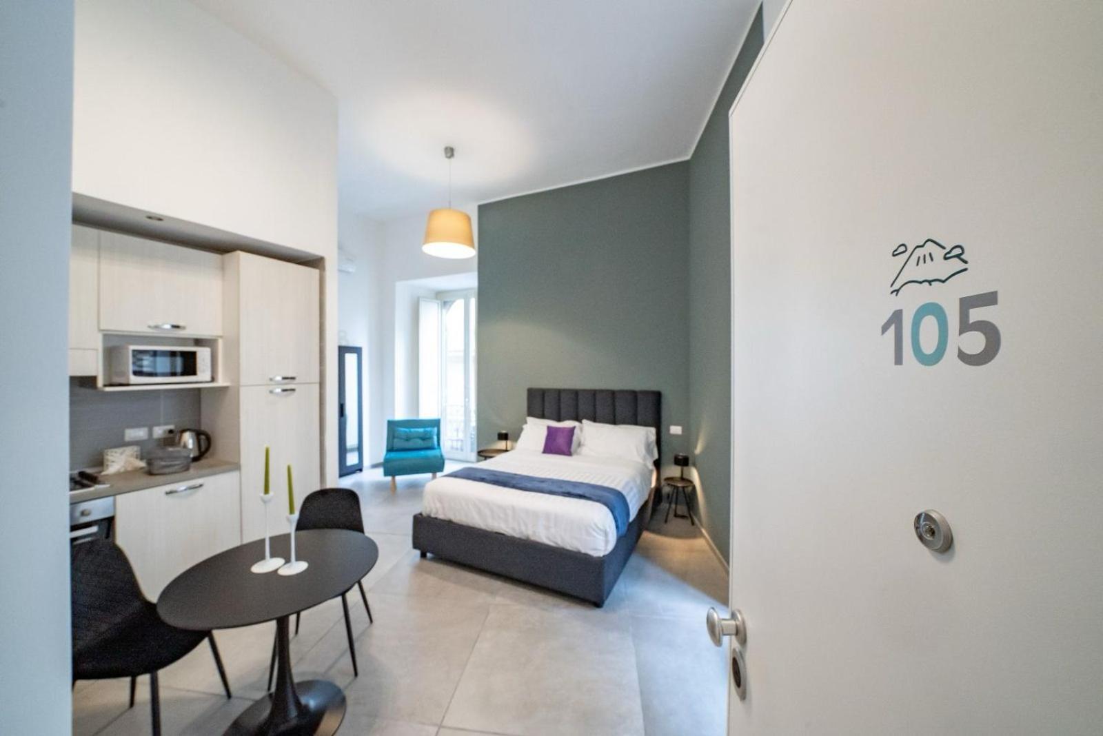 Bovio Boutique Studio Apartment Naples Room photo