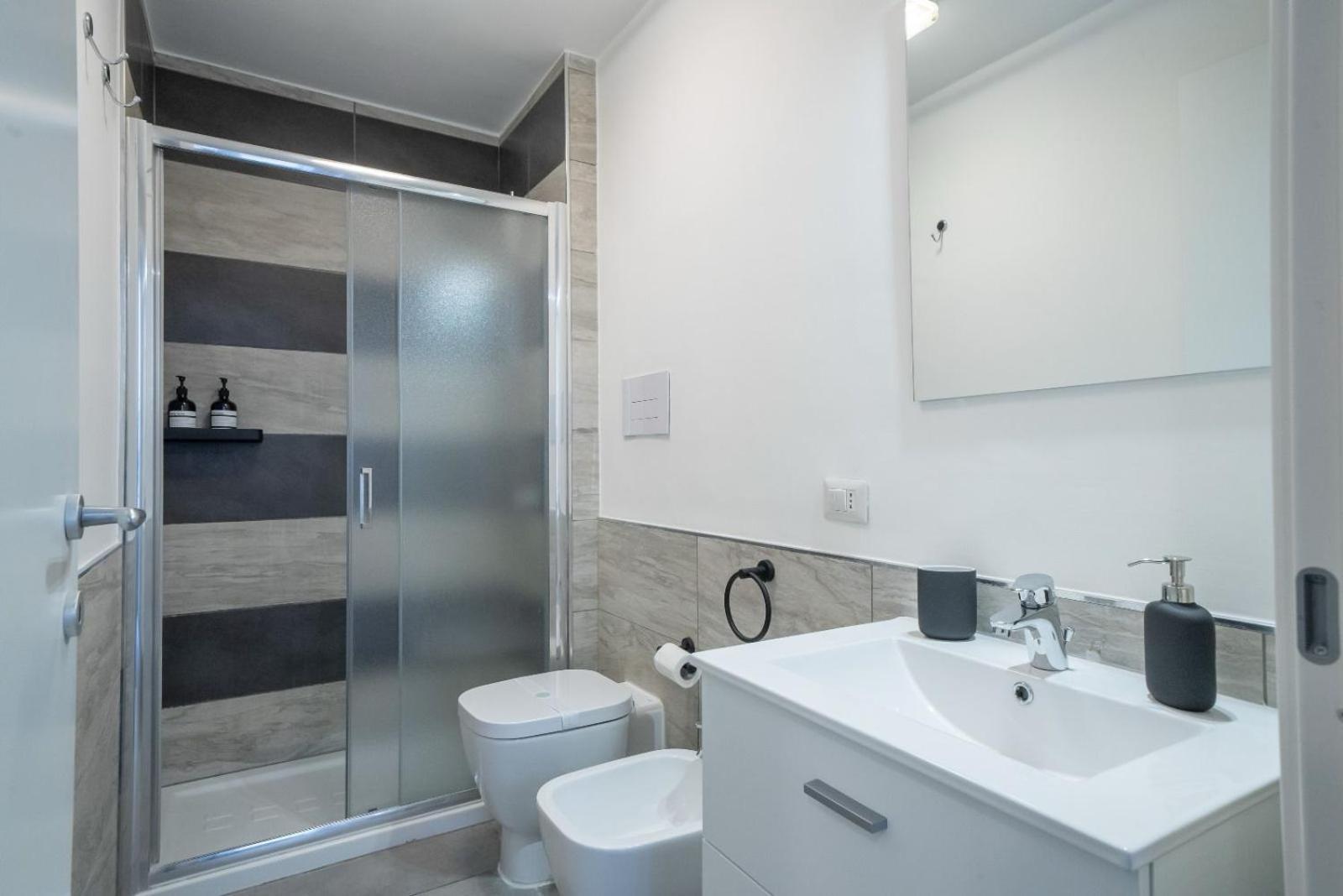 Bovio Boutique Studio Apartment Naples Room photo
