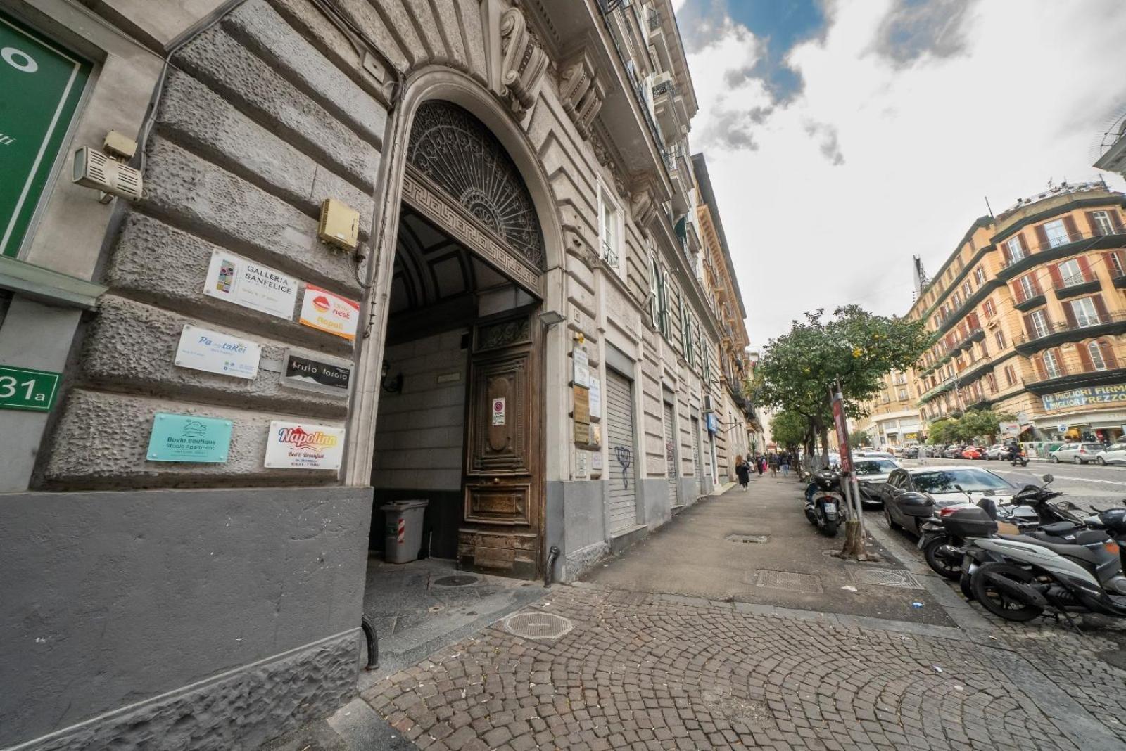 Bovio Boutique Studio Apartment Naples Exterior photo